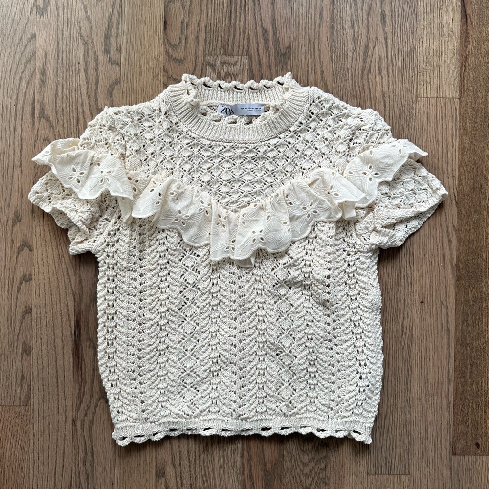Zara Ivory Crochet Eyelet Trim SS Sweater